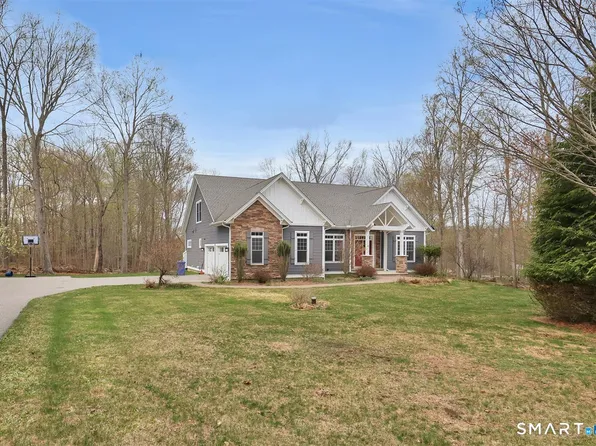 30 Beacon Hill Drive, Mansfield, CT 06268