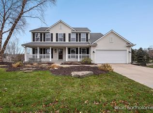 7367 Old Mission Dr NE, Rockford, MI 49341