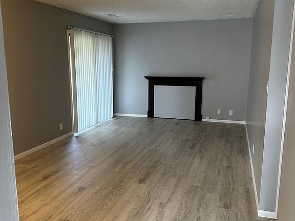 3rd image of 1901 Tumbleweed St APT B