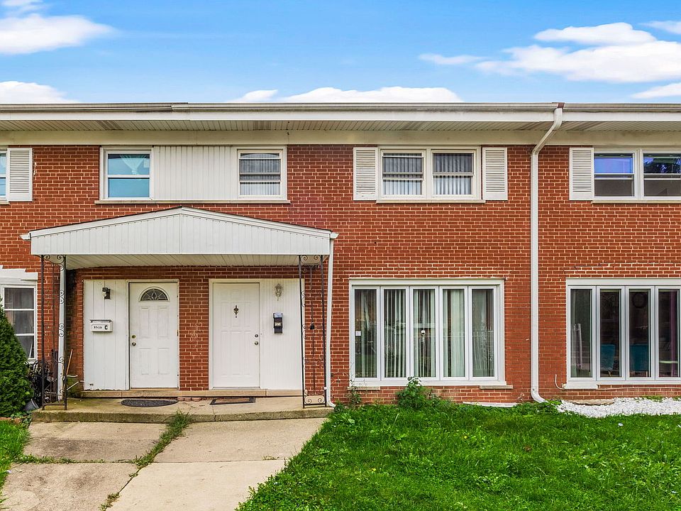 1st image of 8910 Robin Dr APT D