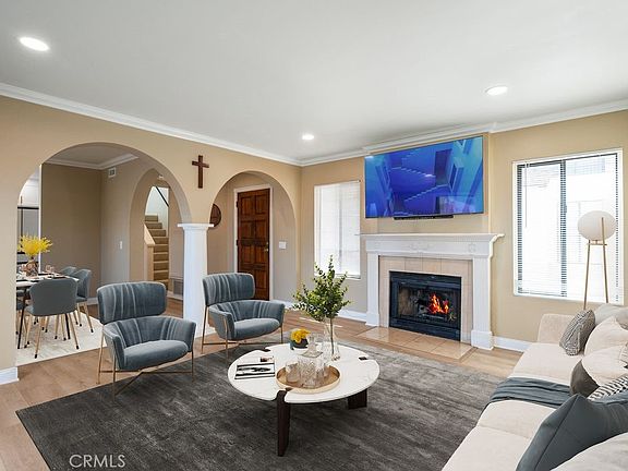 5th image of 3910 W 182nd St APT 6