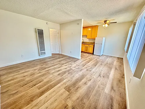 Coldwater Canyon Ave Photo 1