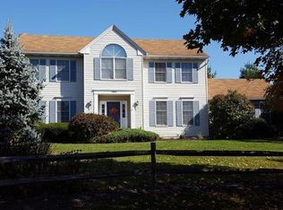 5001 Faith Cir, Allentown, PA 18106