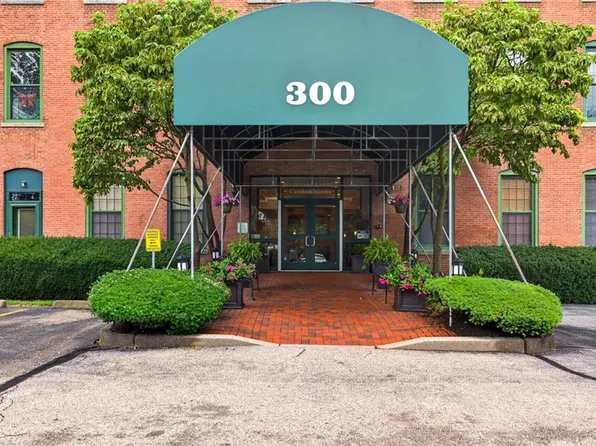 300 Front St APT 101, Pawtucket, RI 02860