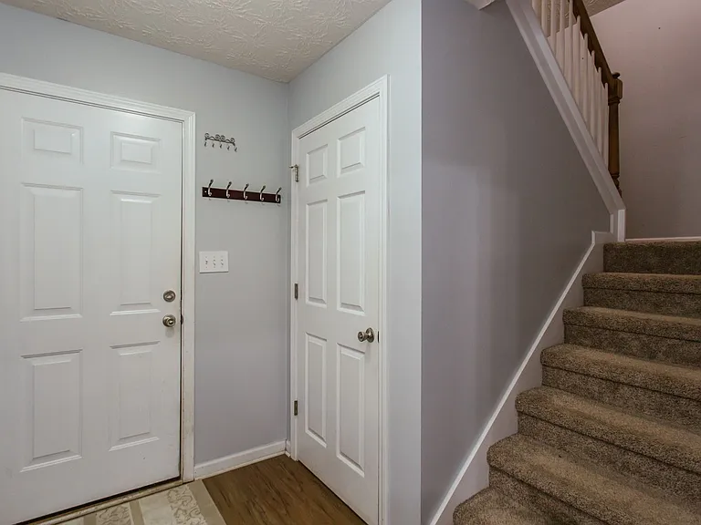 137 Bristol Woods Dr — Photo 30
