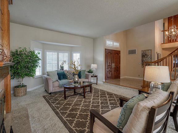 4th image of 1213 Valley Quail Cir