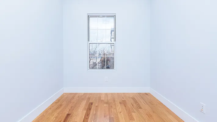 Rented by Nooklyn NYC LLC | media 12