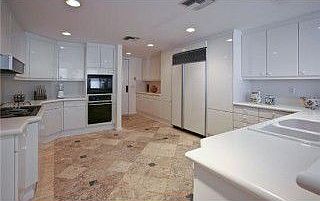 5th image of 5341 Fisher Island Dr #5341