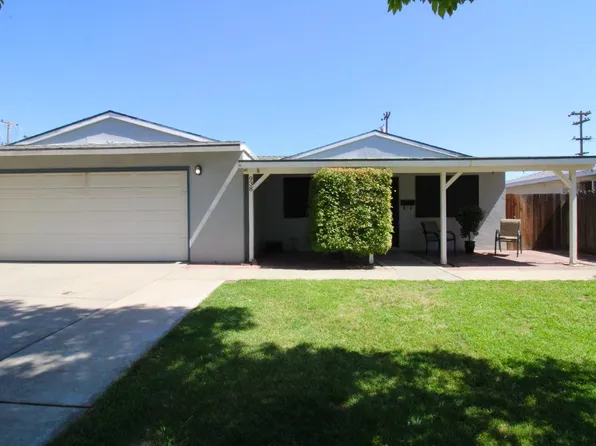 938 S Del Norte Ave, Kerman, CA 93630