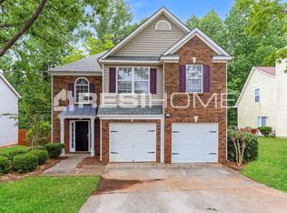 340 Jasmine Dr, Locust Grove, GA 30248