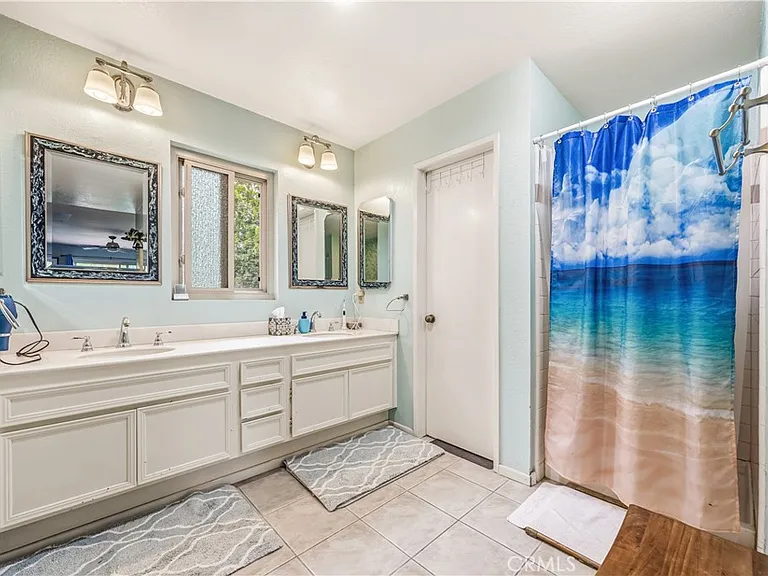 6975 Camino Amero — Photo 22