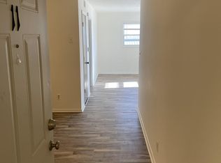 203 W North St #11, Eldon, MO 65026