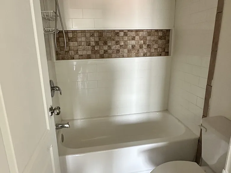800 S Magnolia Ave — Photo 6