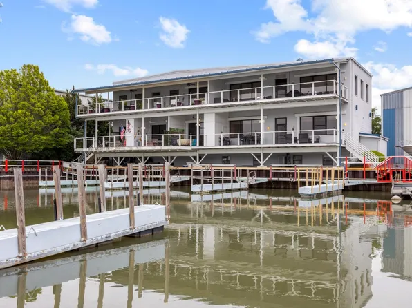 1556 NW Catawba Rd Unit F, Pt Clinton, OH 43452