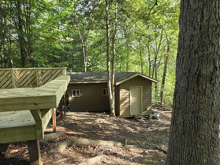 119 Pioneer Dr — Photo 14