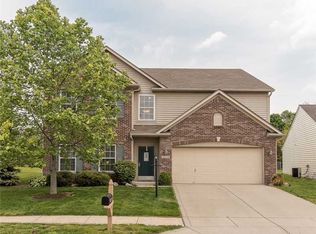 18714 Prairie Crossing Dr, Noblesville, IN 46062