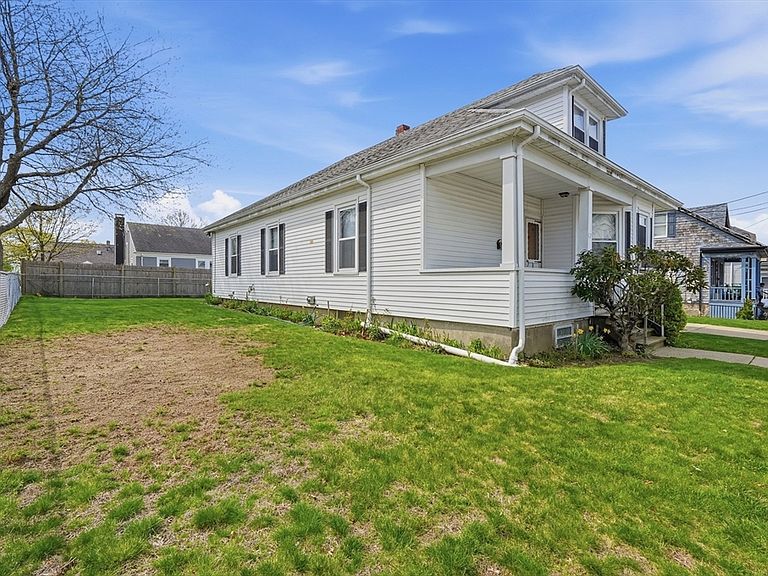 Listing photo 3