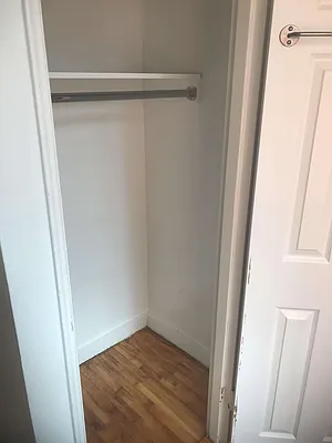 Rented by Green Home NY Realty LLC | media 7