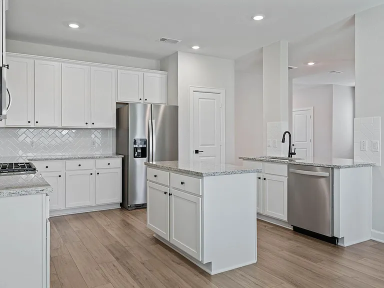 1131 Campside Dr — Photo 7