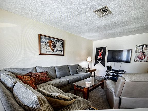 5th image of 1835 East Dr #3