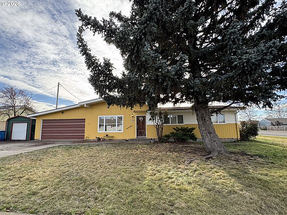 2nd image of 702 Elm Dr