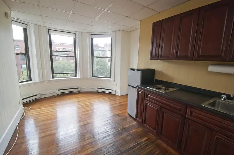 Studio, 1.0 bath, $2,195 — Photo 1