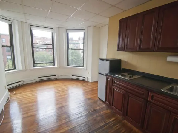 868 Beacon St, Boston, MA