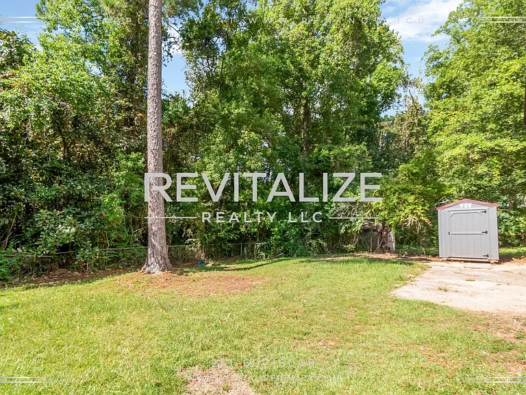 6513 Victoria Pl S — Photo 26