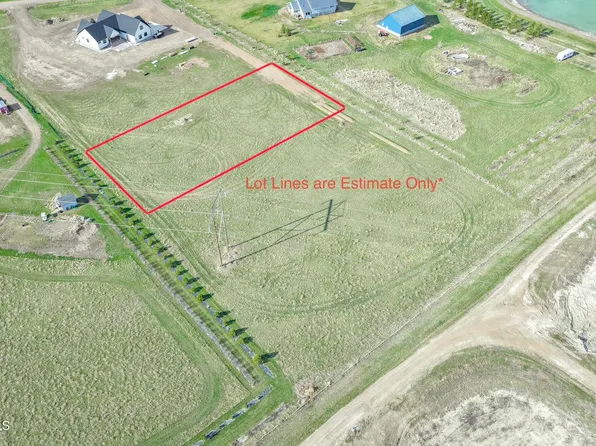 Southview Dr, Williston, ND 58801