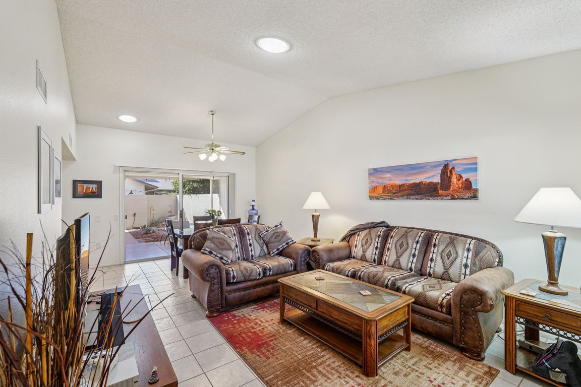 next background image