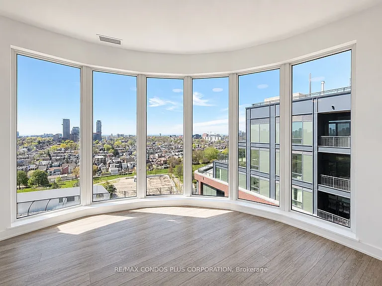 1185 Dupont St #1019 — Photo 9