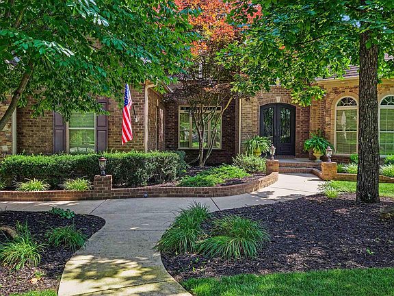 5th image of 10 Bluff View Dr SE
