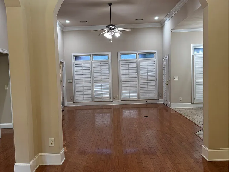 7071 Mid Pines Cir — Photo 3