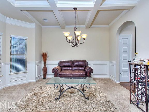 3rd image of 4905 Shire Dr