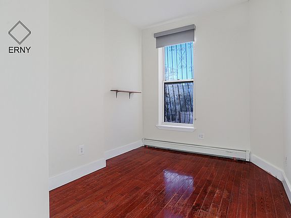 5th image of 702 De Kalb Ave #2F