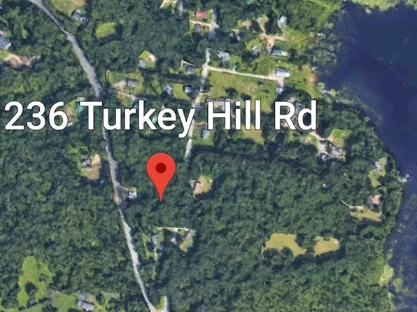 236 Turkey Hill Rd, Rutland, MA 01543