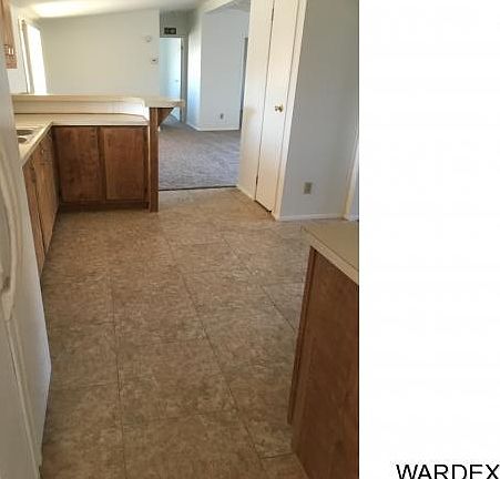 5th image of 2384 Merrill Ave