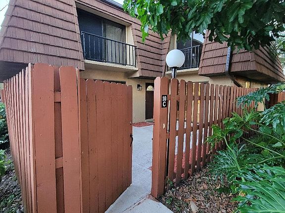 5th image of 1302 Nebraska Avenue #10c