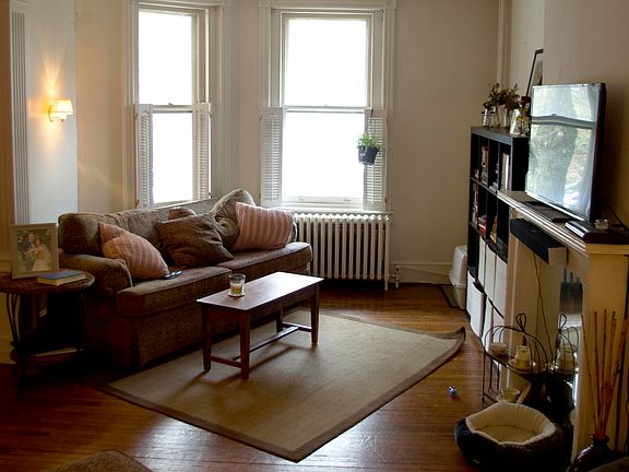 4th image of 1507 W 14th St APT 1