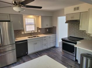 7818 N Euclid Ave, Gladstone, MO 64118