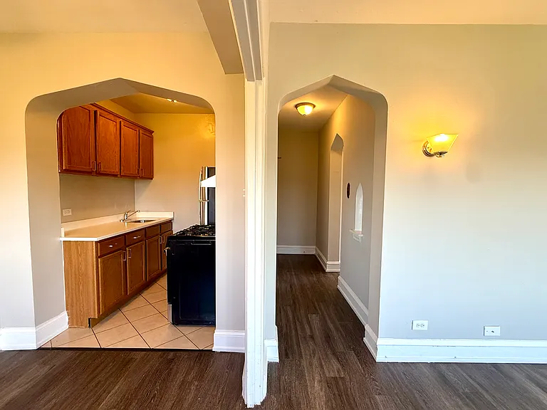 1033 W Loyola Ave #501 — Photo 13