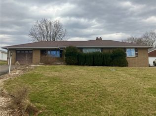 572 Paris Colliers Rd, Burgettstown, PA 15021