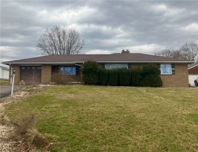 572 Paris Colliers Rd, Burgettstown, PA, 15021