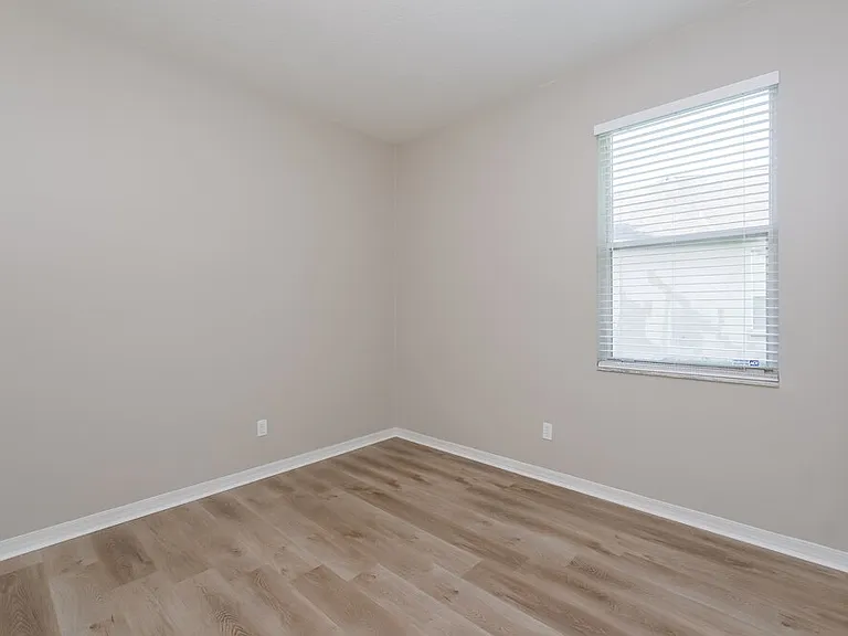 1614 Wakefield Dr — Photo 13