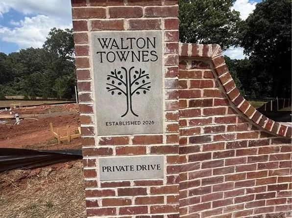 1963 Walton Ct #2, Tucker, GA 30084