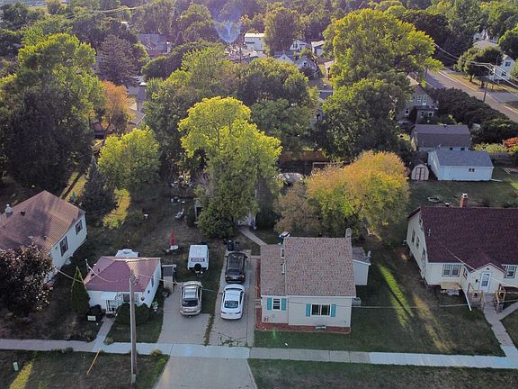 5th image of 219 16th St N