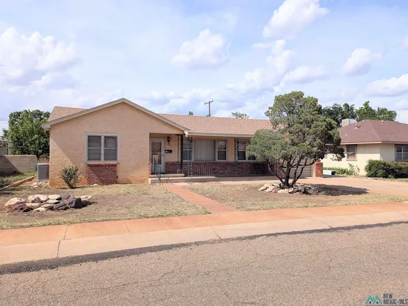 304 W Plains Ave, Clovis, NM 88101