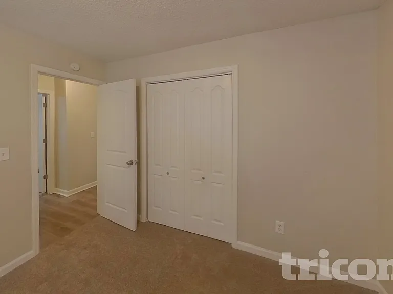 511 Horseshoe Cir — Photo 12