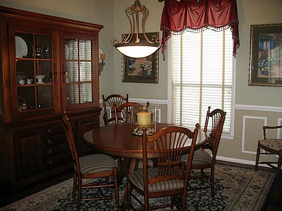 4th image of 3301 Shadow Wood Cir