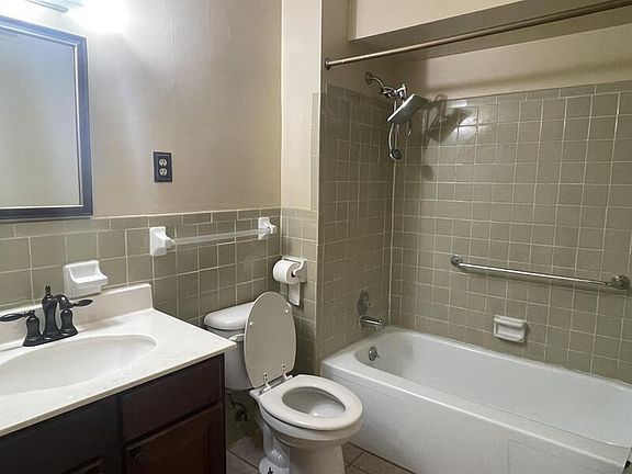 5th image of 5700 Los Gatos Dr #1